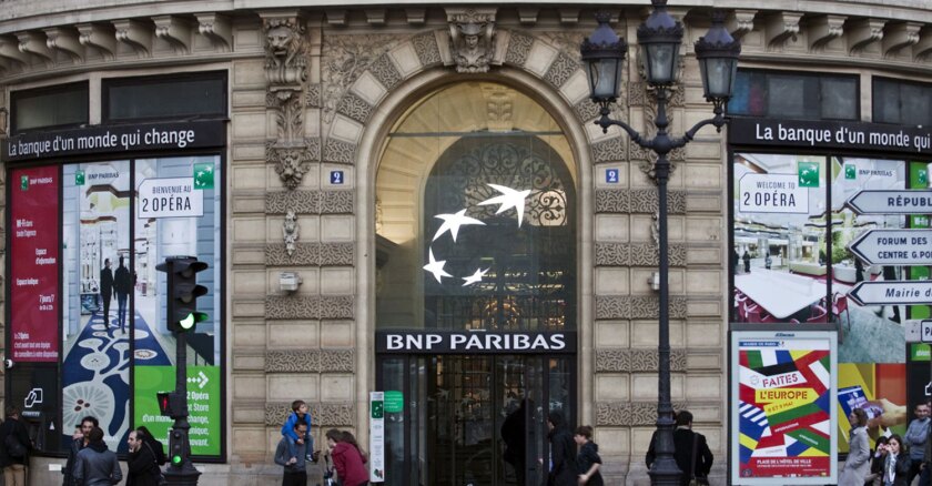 L’effondrement économique français : BNP Paribas vise à réduire 1 000 emplois d’ici 2028 grâce à l’intelligence artificielle